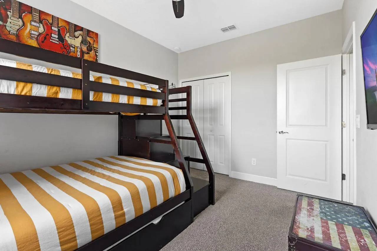 Holiday home 4 Bedroom Community Amenities Included Ef466 Davenport