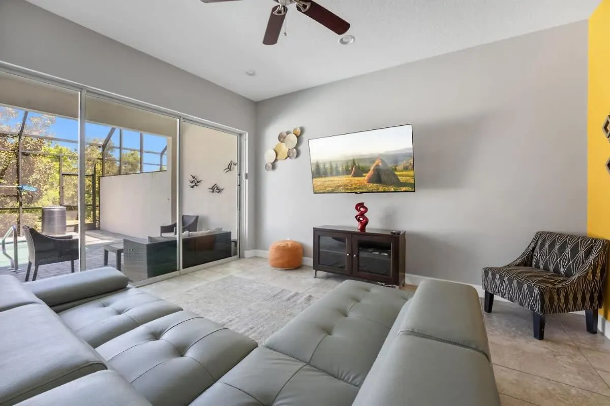 4 Bedroom Community Amenities Included Ef466 Davenport